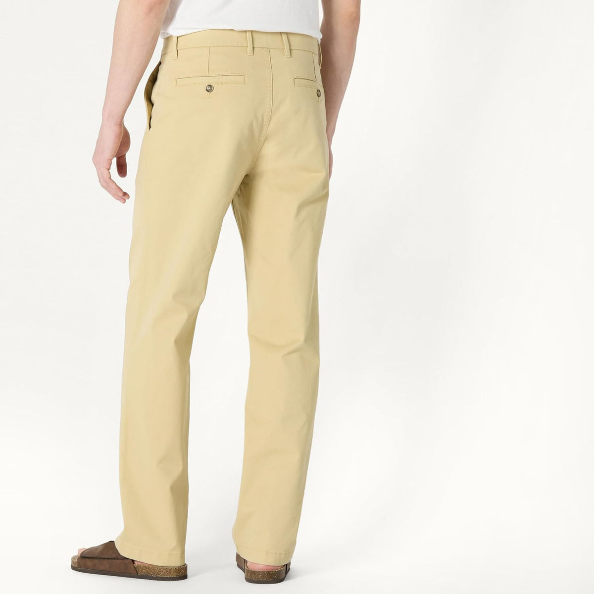 Amazon Essentials Men's Relaxed-Fit Cotton Chino Pant with Stretch Fabric
