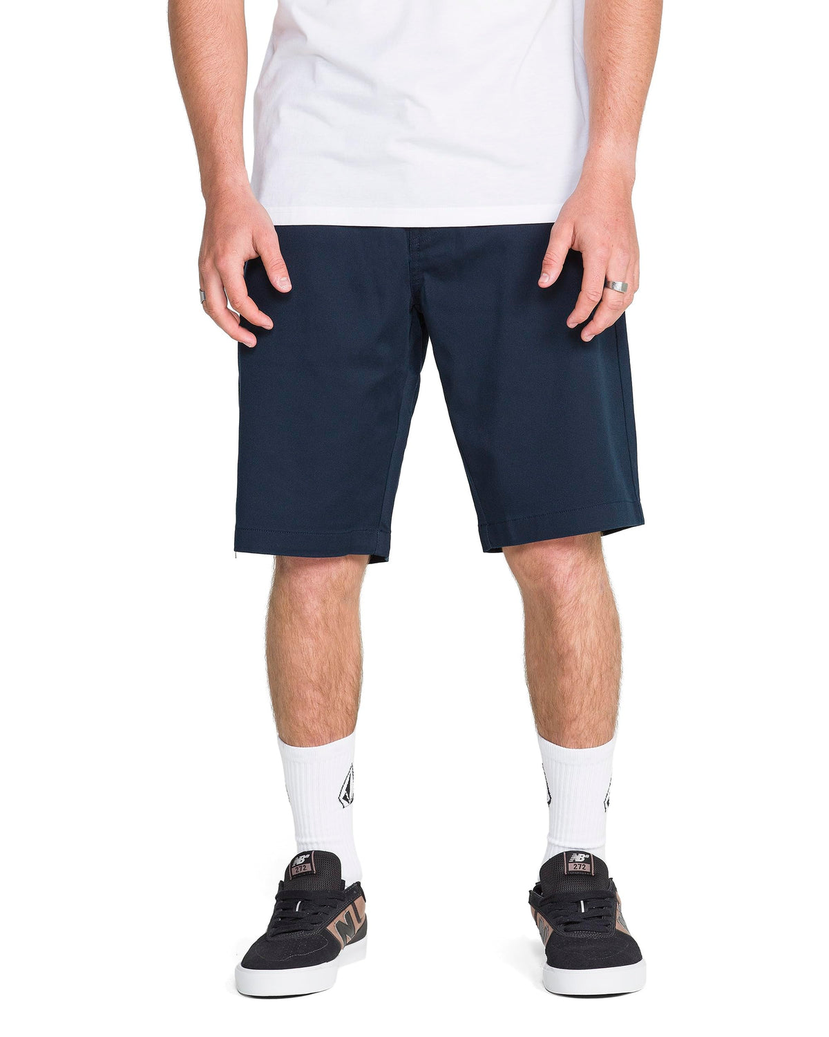 Volcom Men's Vmonty Stretch 22 Chino Shorts – Casual Everyday Wear, Relaxed Fit