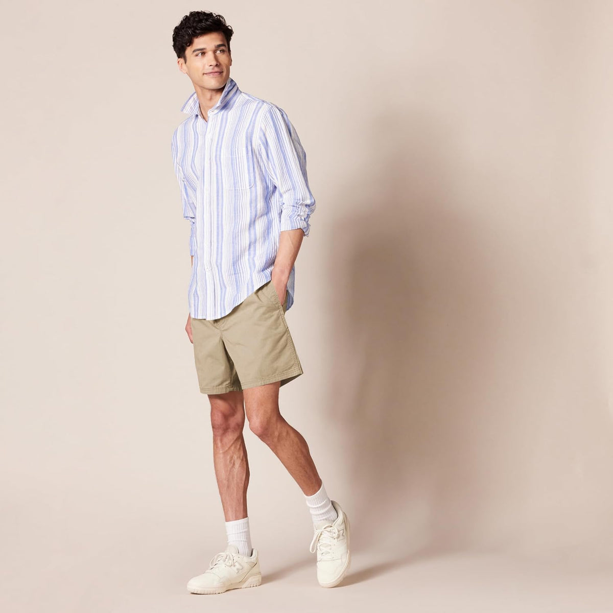 Amazon Essentials Men's 6" Inseam Regular Fit Drawstring Shorts with Elastic Waist and Pockets