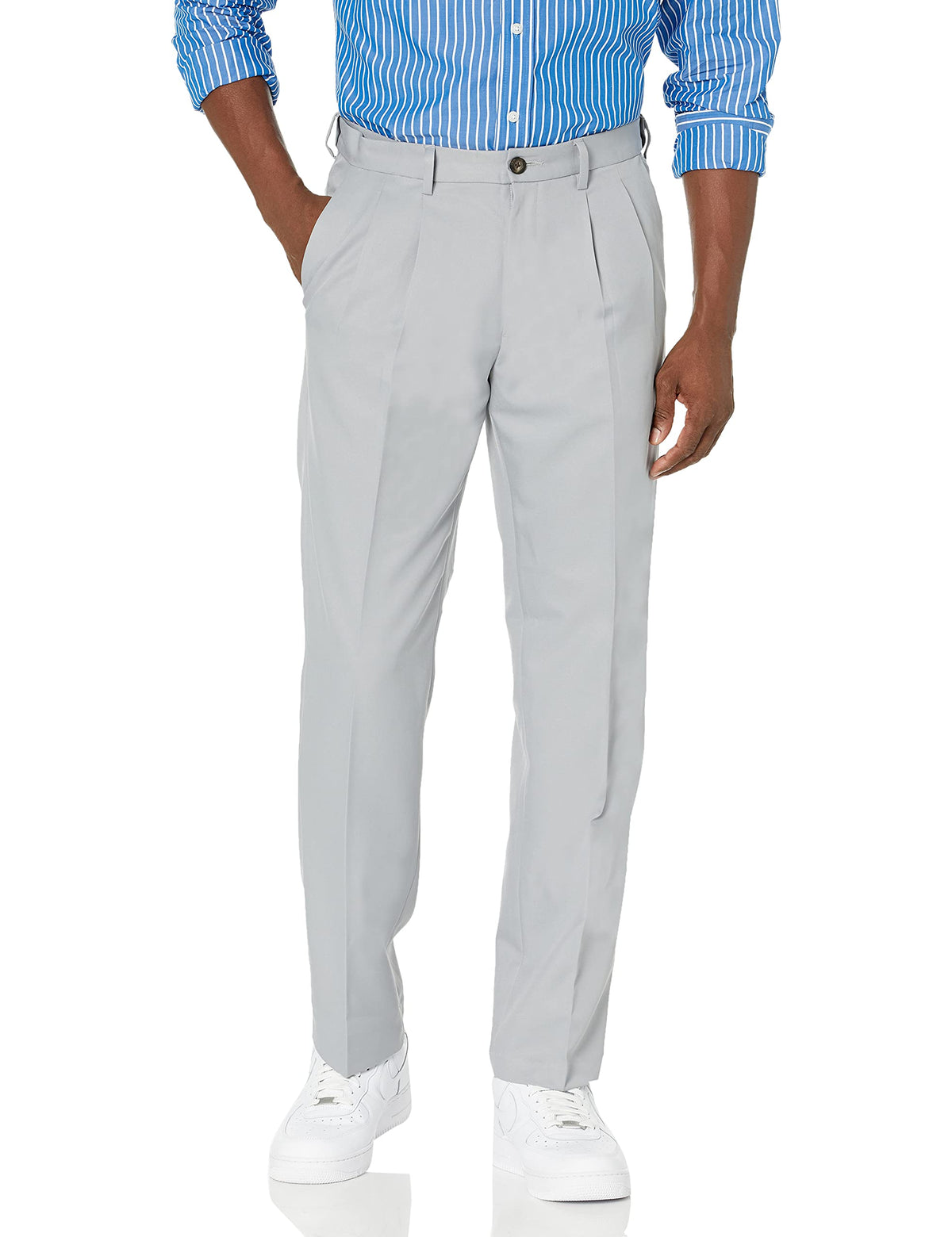 Amazon Essentials Men's Classic-Fit Pleated Dress Pants (Available in Big & Tall)