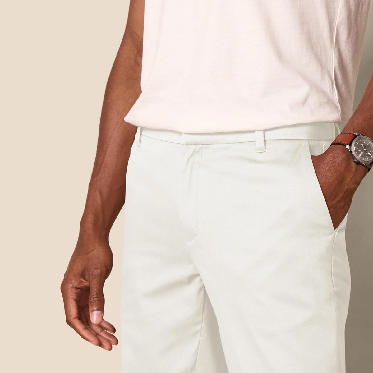 Amazon Essentials Men's Slim-Fit Wrinkle-Resistant Flat-Front Stretch Chino Pant