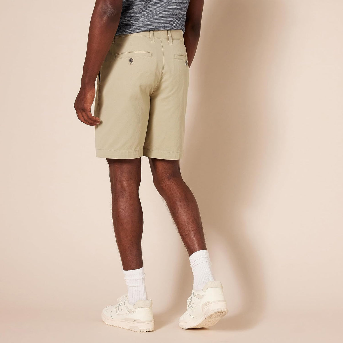 Amazon Essentials Men's Slim-Fit 9" Cotton Twill Khaki Chino Shorts with Tapered Leg