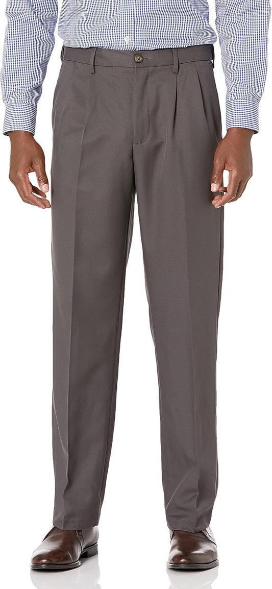 Amazon Essentials Men's Classic-Fit Pleated Dress Pants (Available in Big & Tall)