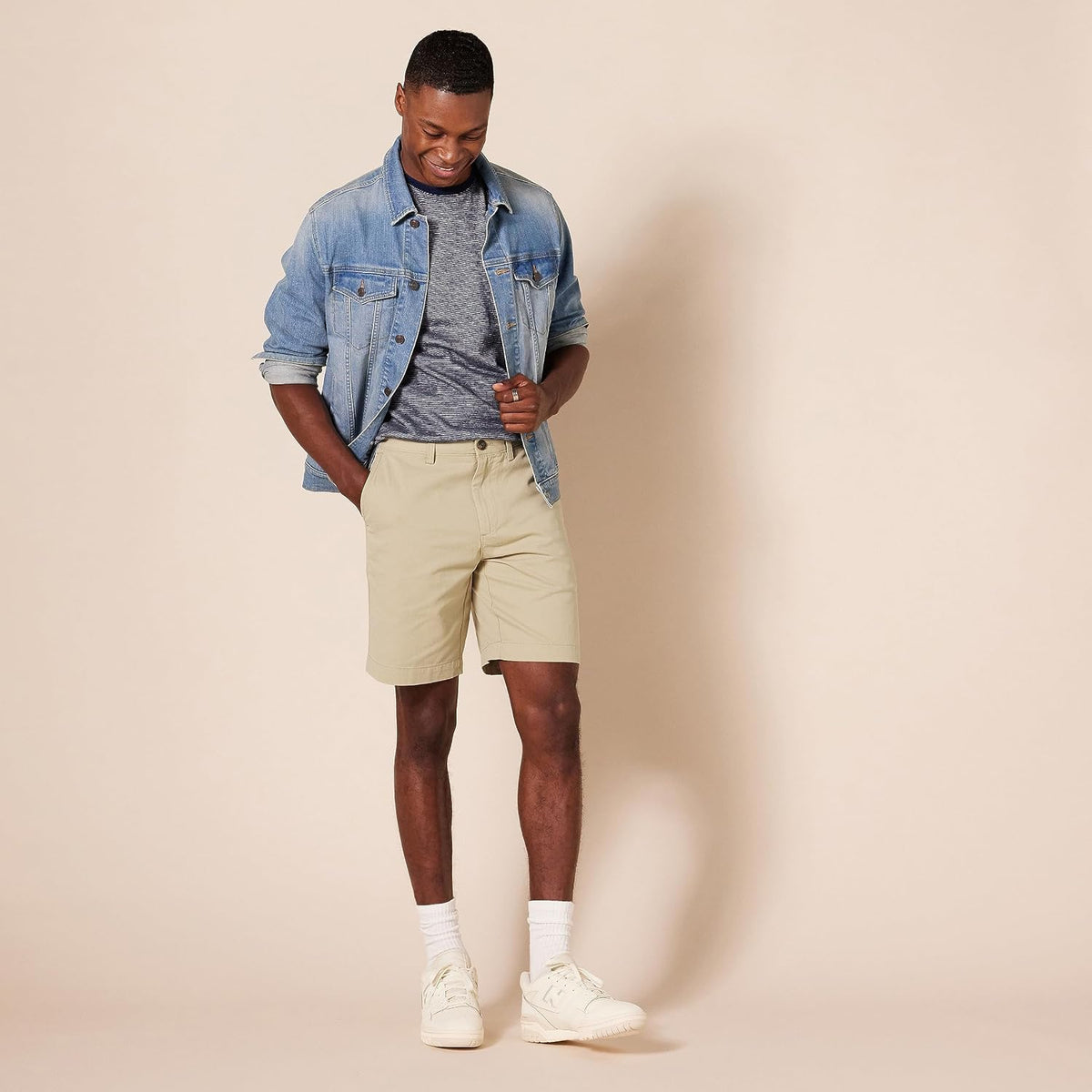 Amazon Essentials Men's Slim-Fit 9" Cotton Twill Khaki Chino Shorts with Tapered Leg