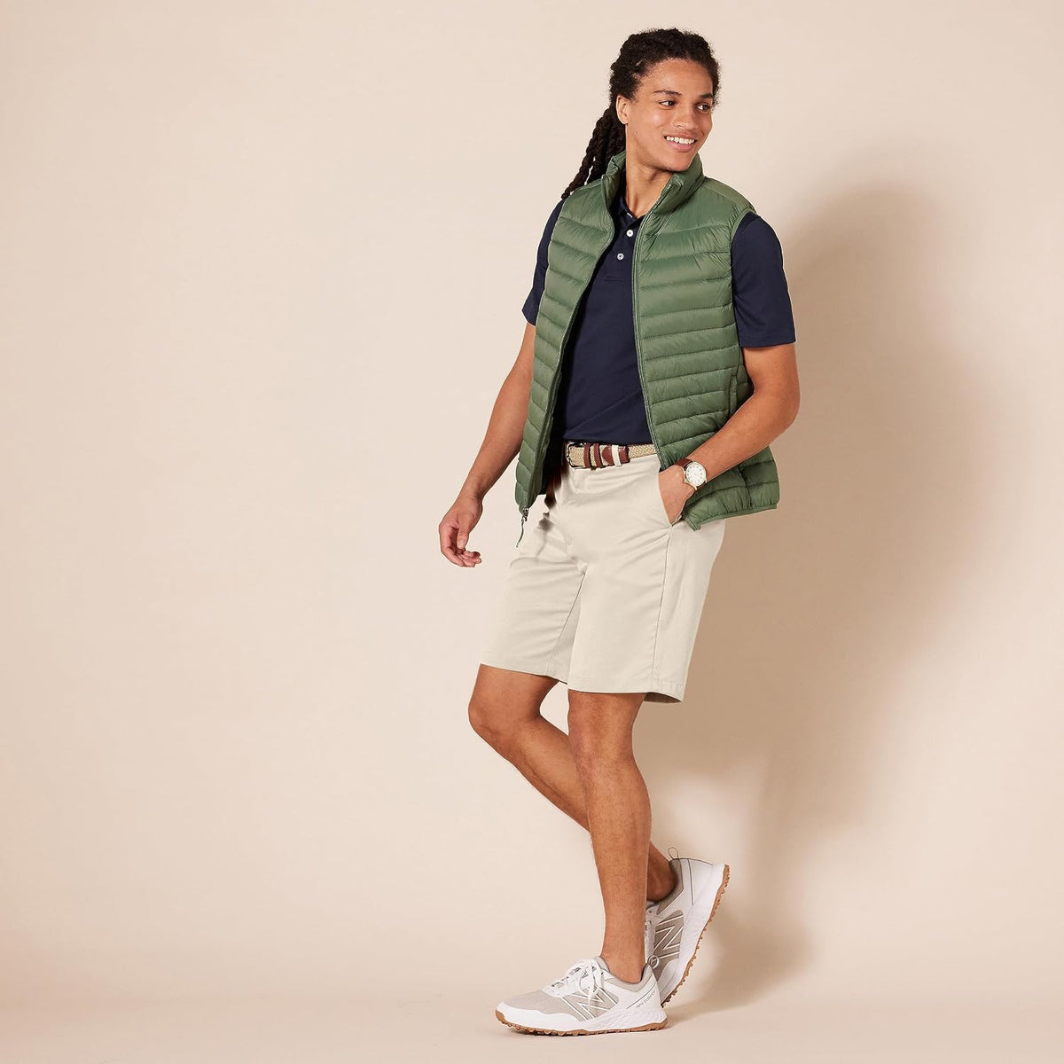 Amazon Essentials Men's Classic-Fit 9" Inseam Moisture-Wicking Golf Shorts, Functional Pockets (Available in Big & Tall)