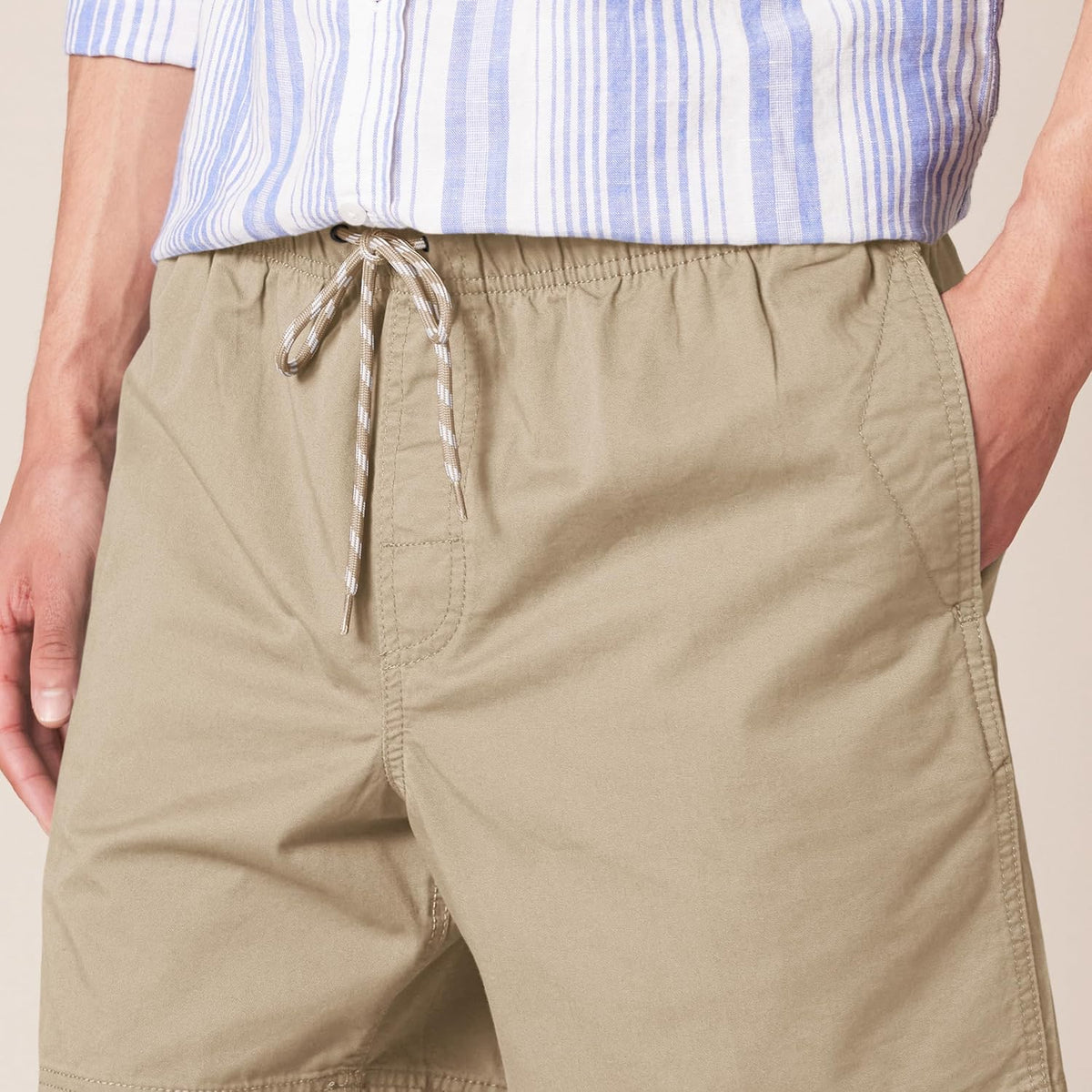 Amazon Essentials Men's 6" Inseam Regular Fit Drawstring Shorts with Elastic Waist and Pockets